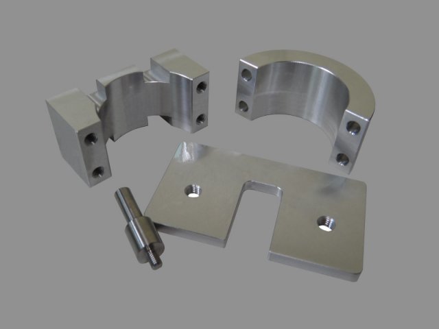 客製化工業零件 112